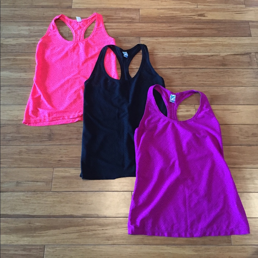 3 Old Navy workout tanks