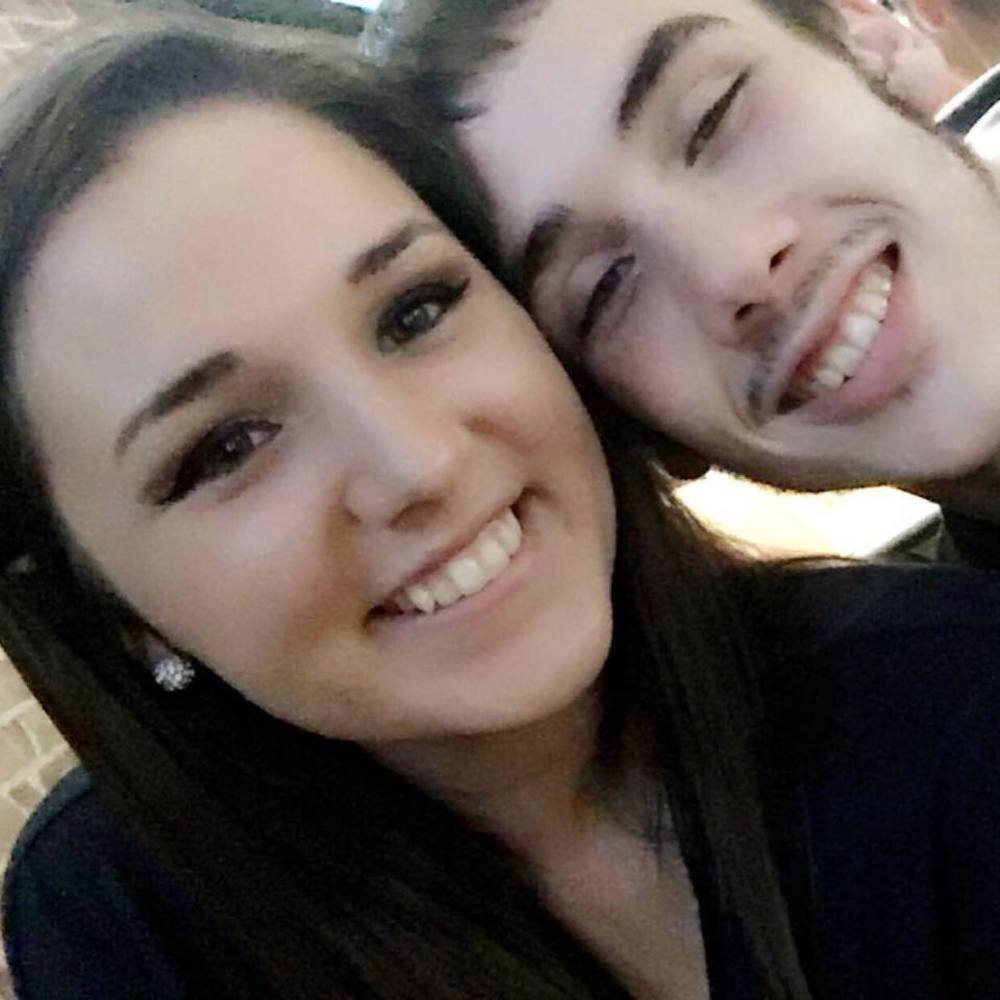 Meet your Posher, Caitlin