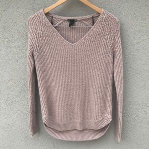 ✨ PINK H&M SWEATER ✨