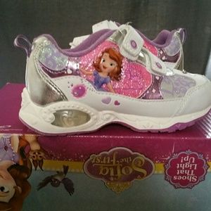 Sofia the first Light Up Shoes NWT