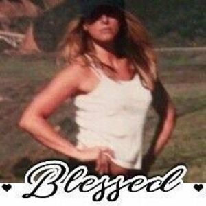 Meet your Posher, Cynthia