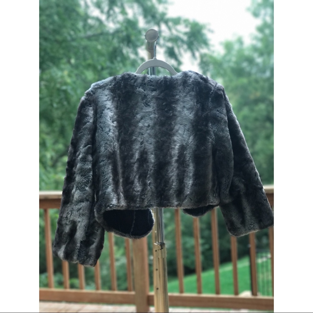 Free People  Faux Fur Cropped Quarter Sleeve Coat - Picture 6 of 8