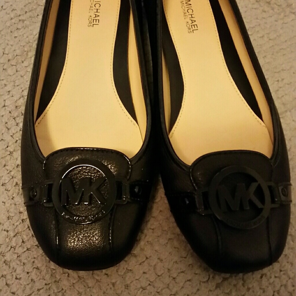 ♡ Michael kors Fulton flats