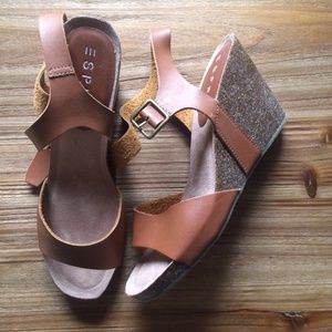 NEW!! Brown Cork Wedges