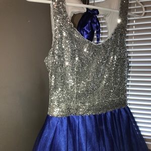 Formal short dress