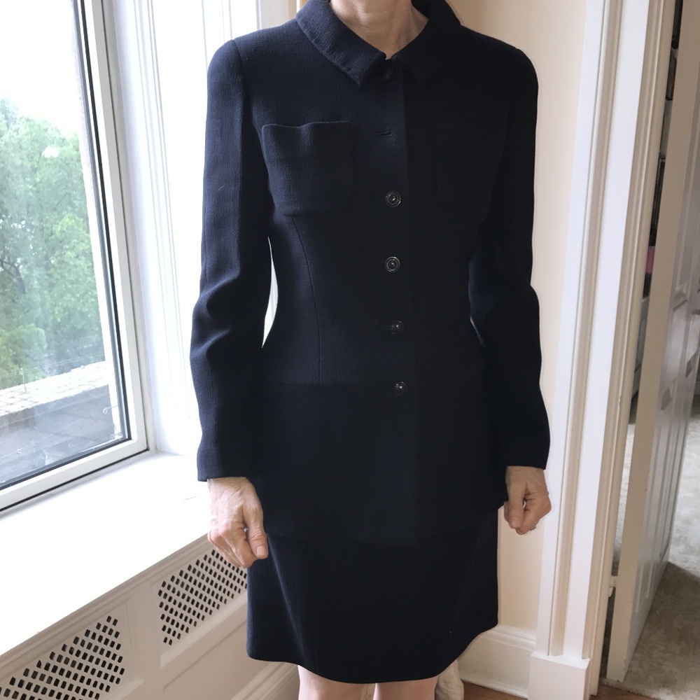 Chanel Boutique Vintage Wool Boucle Navy Suit