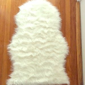 Faux fur home decor rug