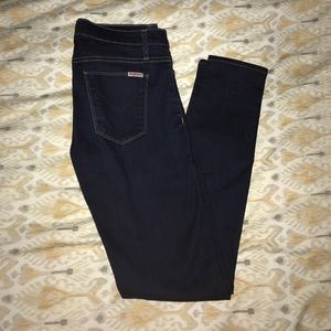 Hudson Nico Midrise Super Skinny Jeans. size 27