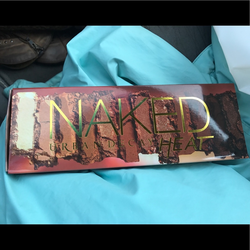 New naked heat palette