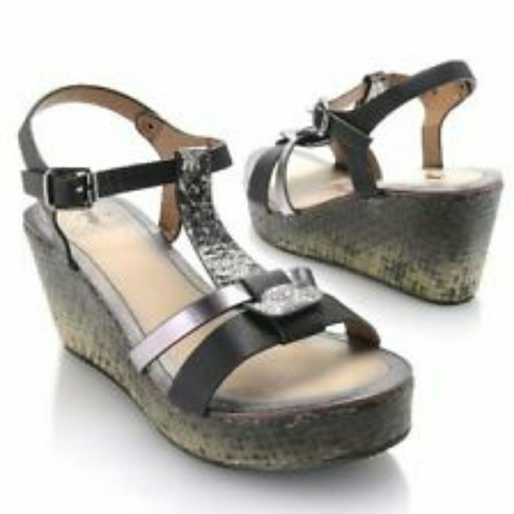 Price FIRM! NIB Corkys Basket wedge