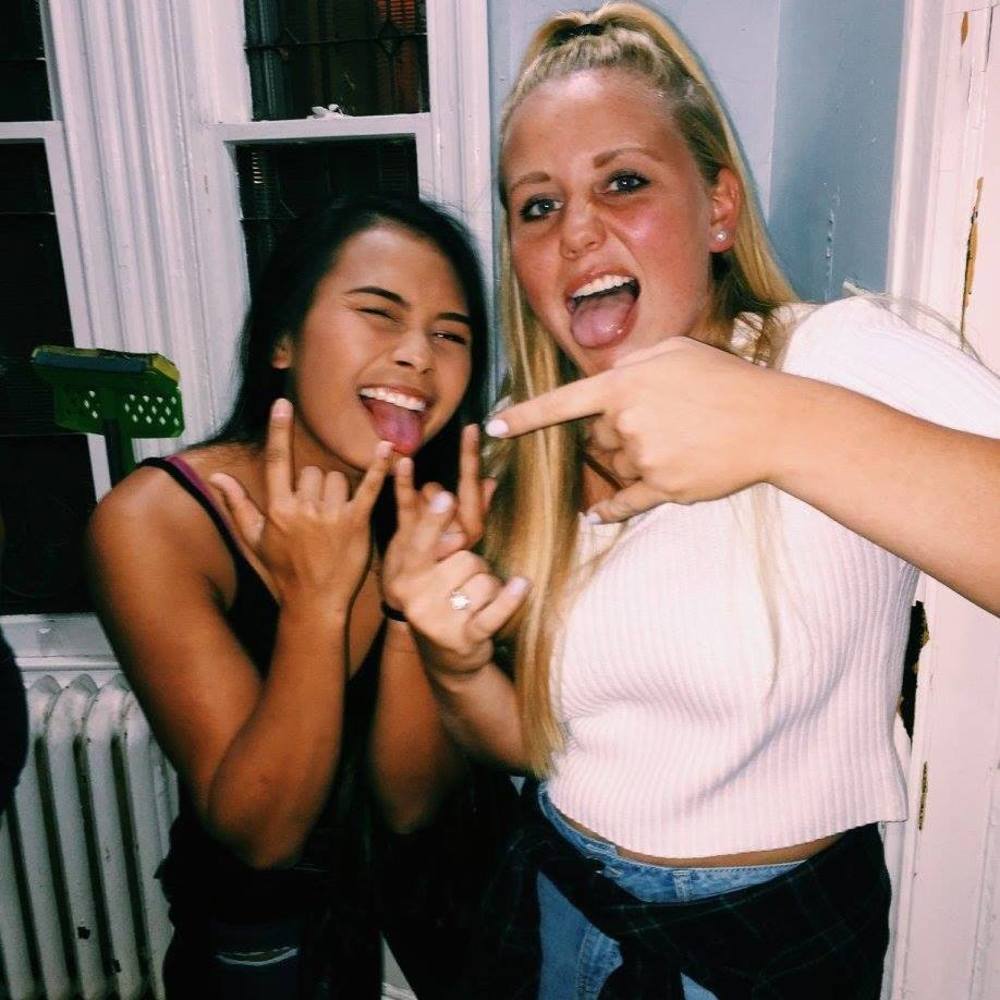 Meet your Posher, Taylor