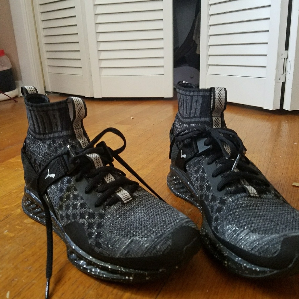 Puma Ignite Evoknit Sneakers Size 7.5 (Fits 8)