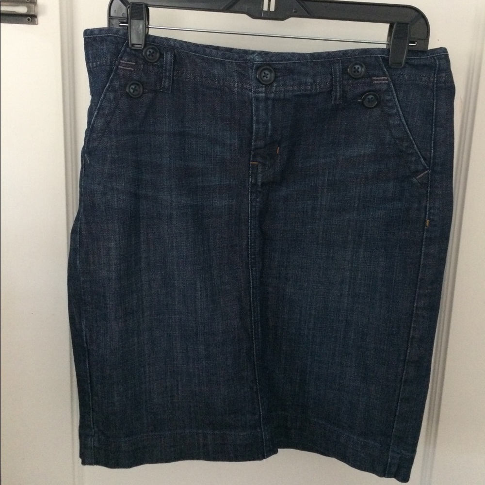 Gap denim pencil skirt