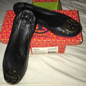 AUTH Tory Burch REVA ballet flats black & gold