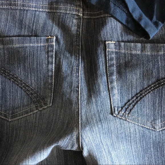 Maternity capris - Picture 3 of 4