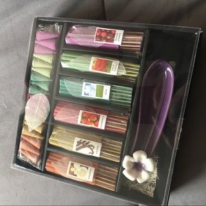 Elegant Expressions incense set