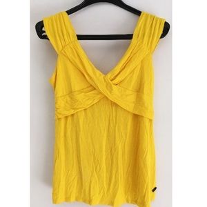 Fun yellow top