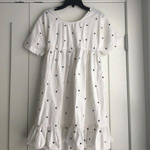 White & black dress with exposed back