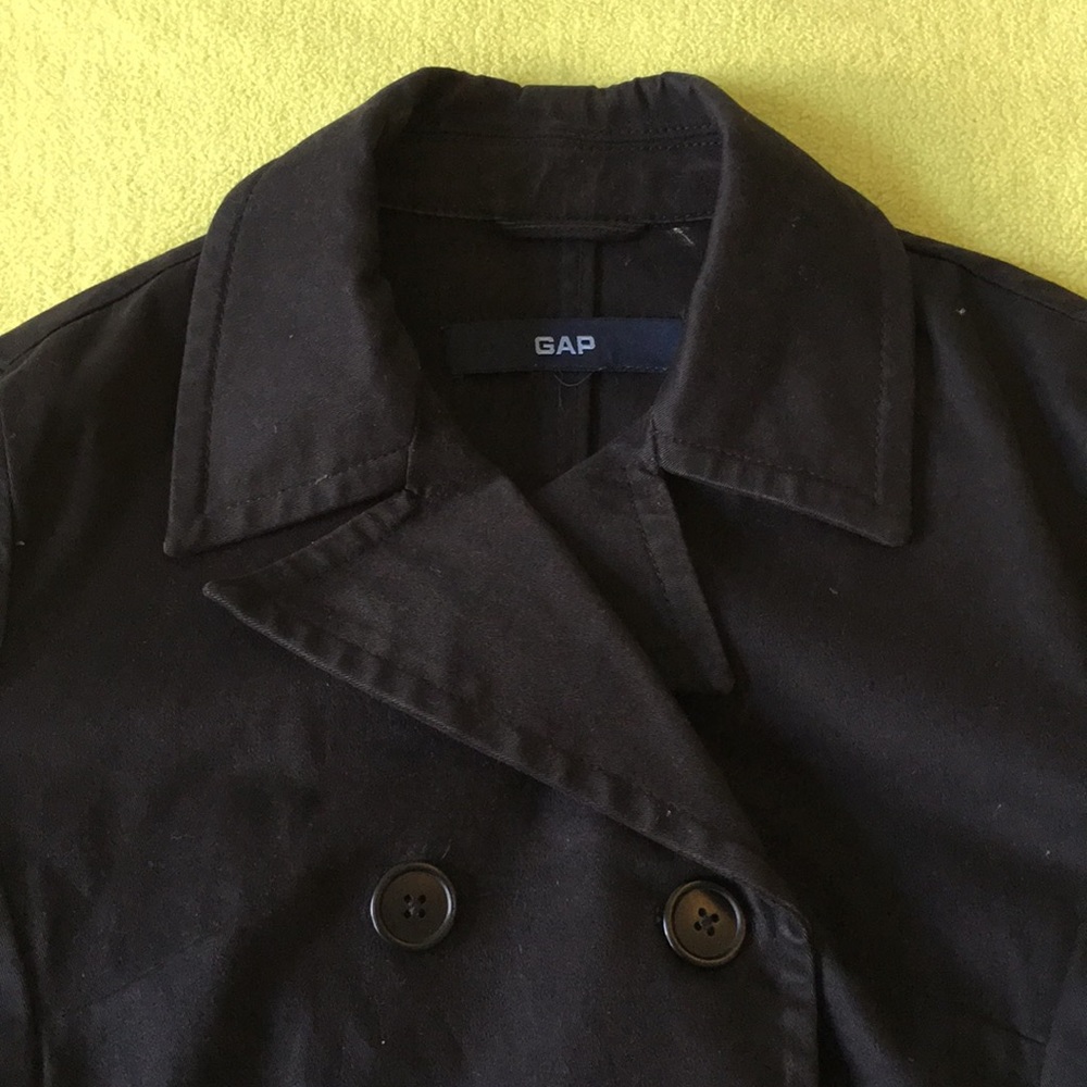 Black Gap Jacket - Picture 2 of 6