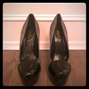 YVES SAINT LAURENT, TRIBUTE TWO HOUNDSTOOTH PUMPS