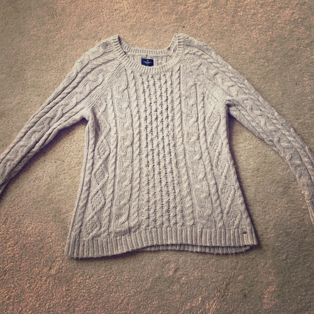 American Eagle Sweater