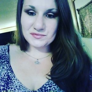 Meet your Posher, Liz