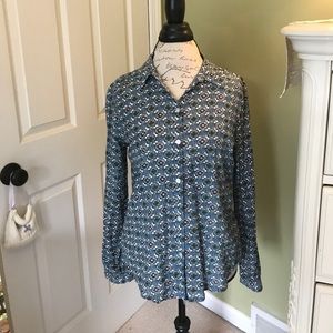 SOLD LOFT Women's Button Down Camp Shirt
