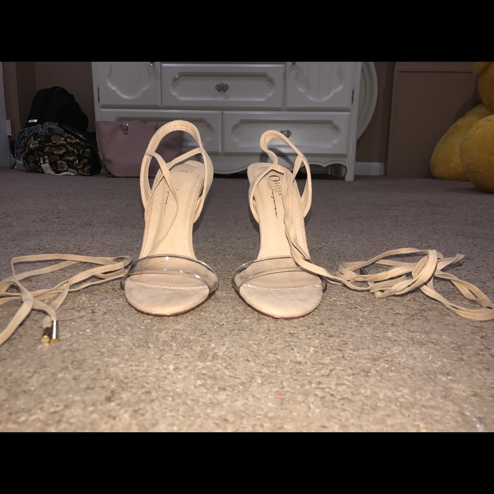 ✨🆕✨ Lola Shoetique Nude High Heels