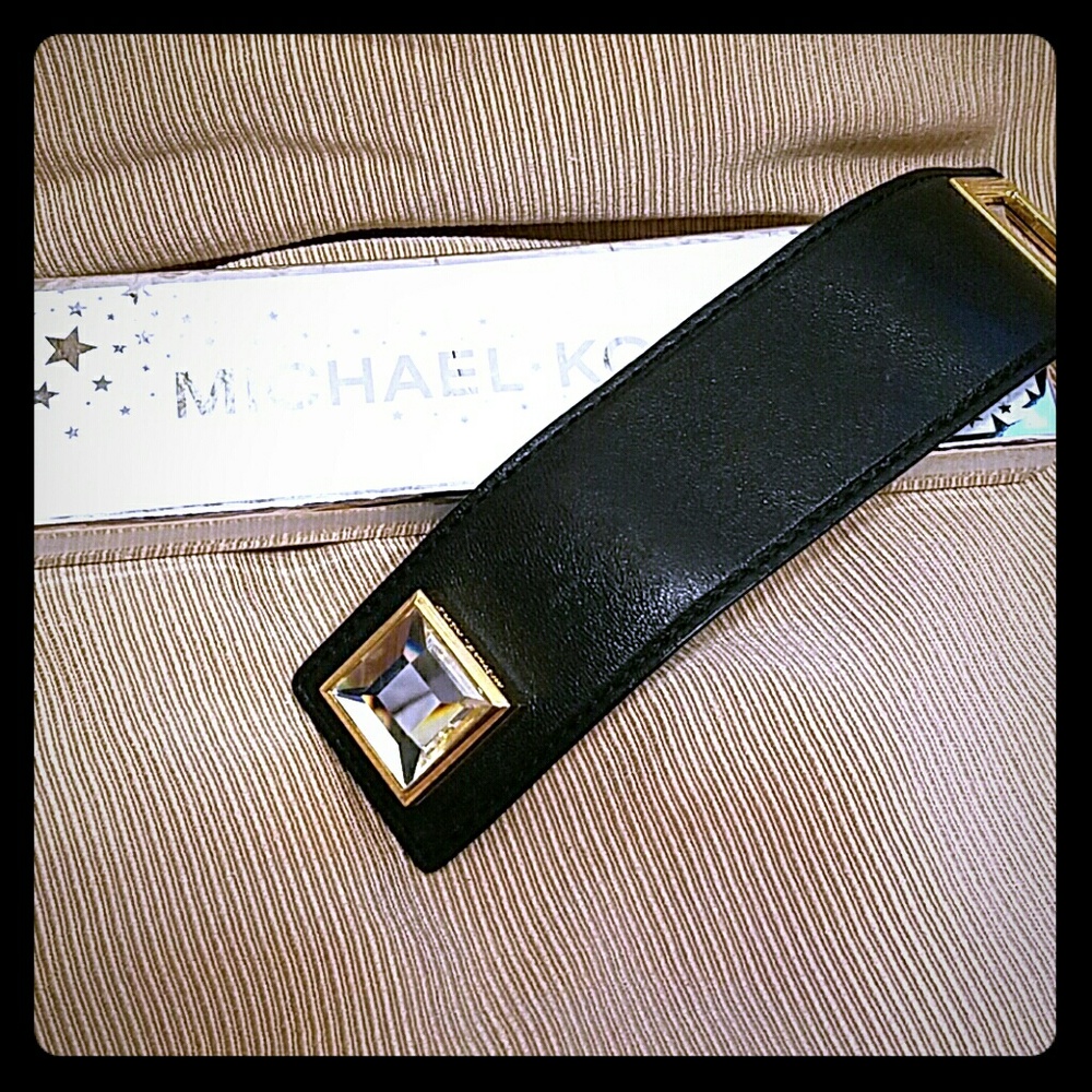 Cuff/bracelet