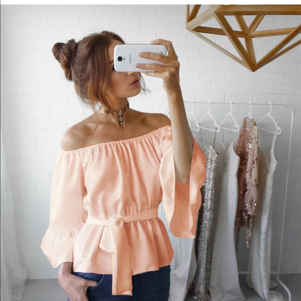 💕NEW Bohemian Apricot Off-Shoulder Blouse w/Tie💕