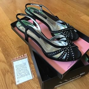 Nina Claudie Black Luster Heels - 7.5M