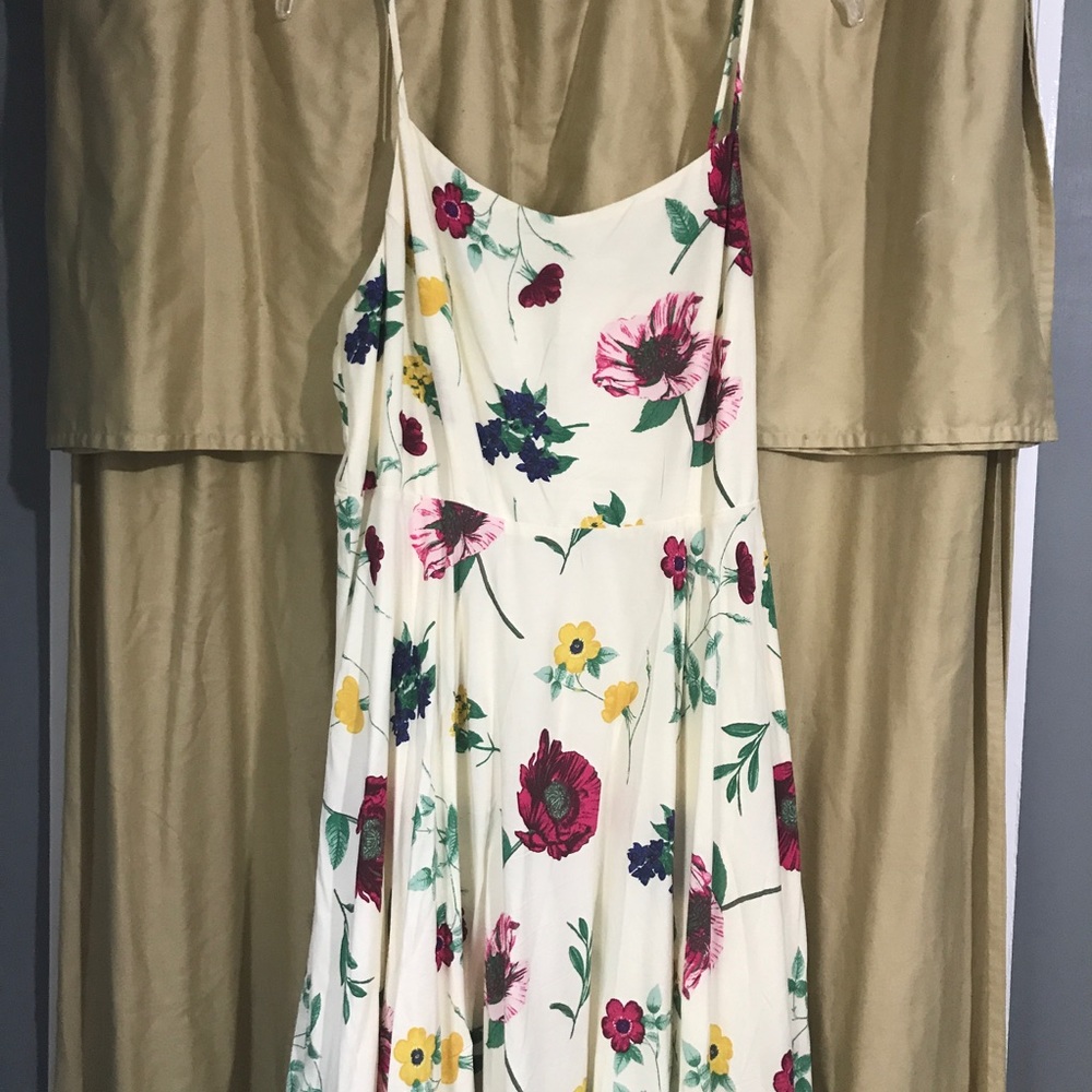Old Navy Floral Dress - needs to go
