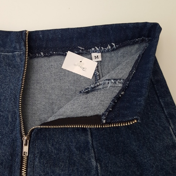 Brandy Melville Denim Zipper Skirt - Picture 3 of 4