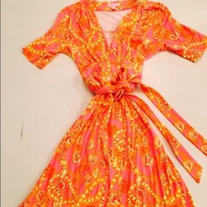 Adorable Derby inspired Lily Pulitzer wrap dress!