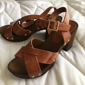 Tan chunky heel