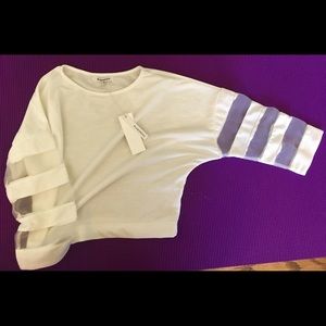 White sweater mesh sleeve stripes