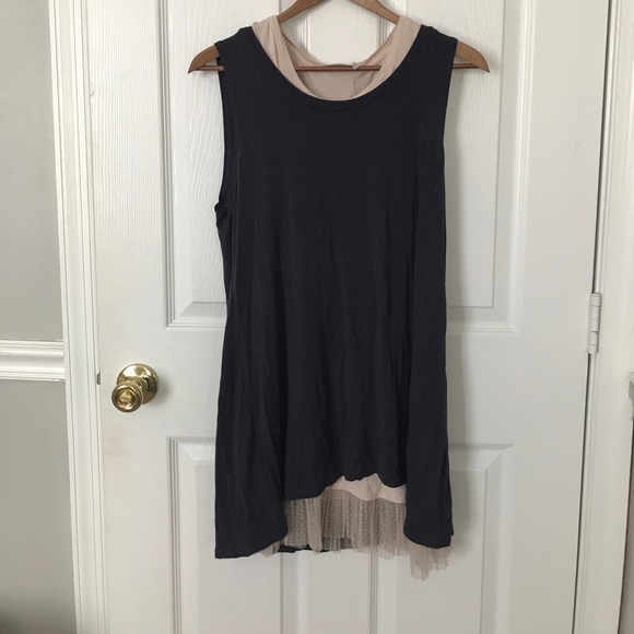 🎀 2 X’s Host Pick 🎀 Knit tank with mesh trim twin set - Picture 4 of 8