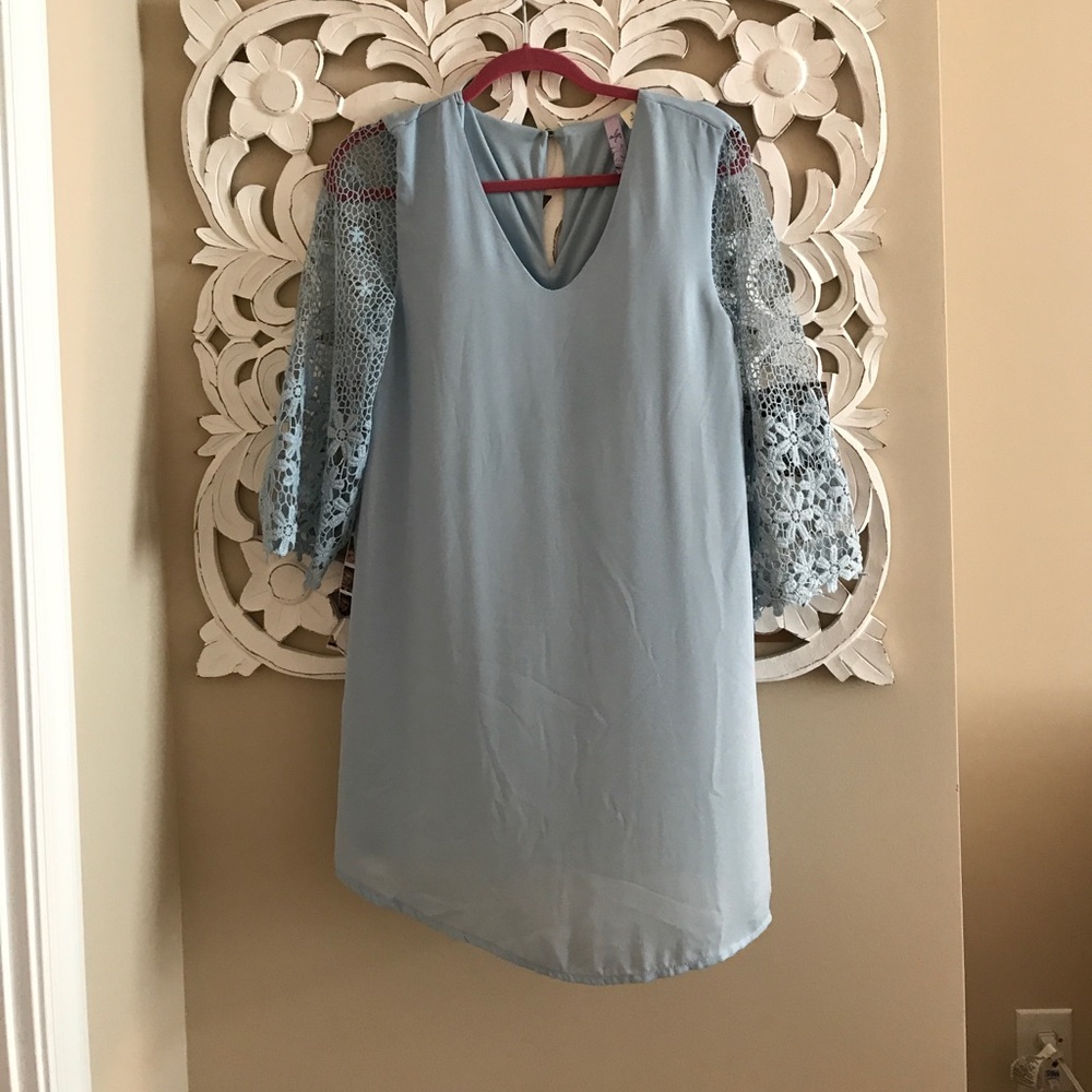 Lace blue dress