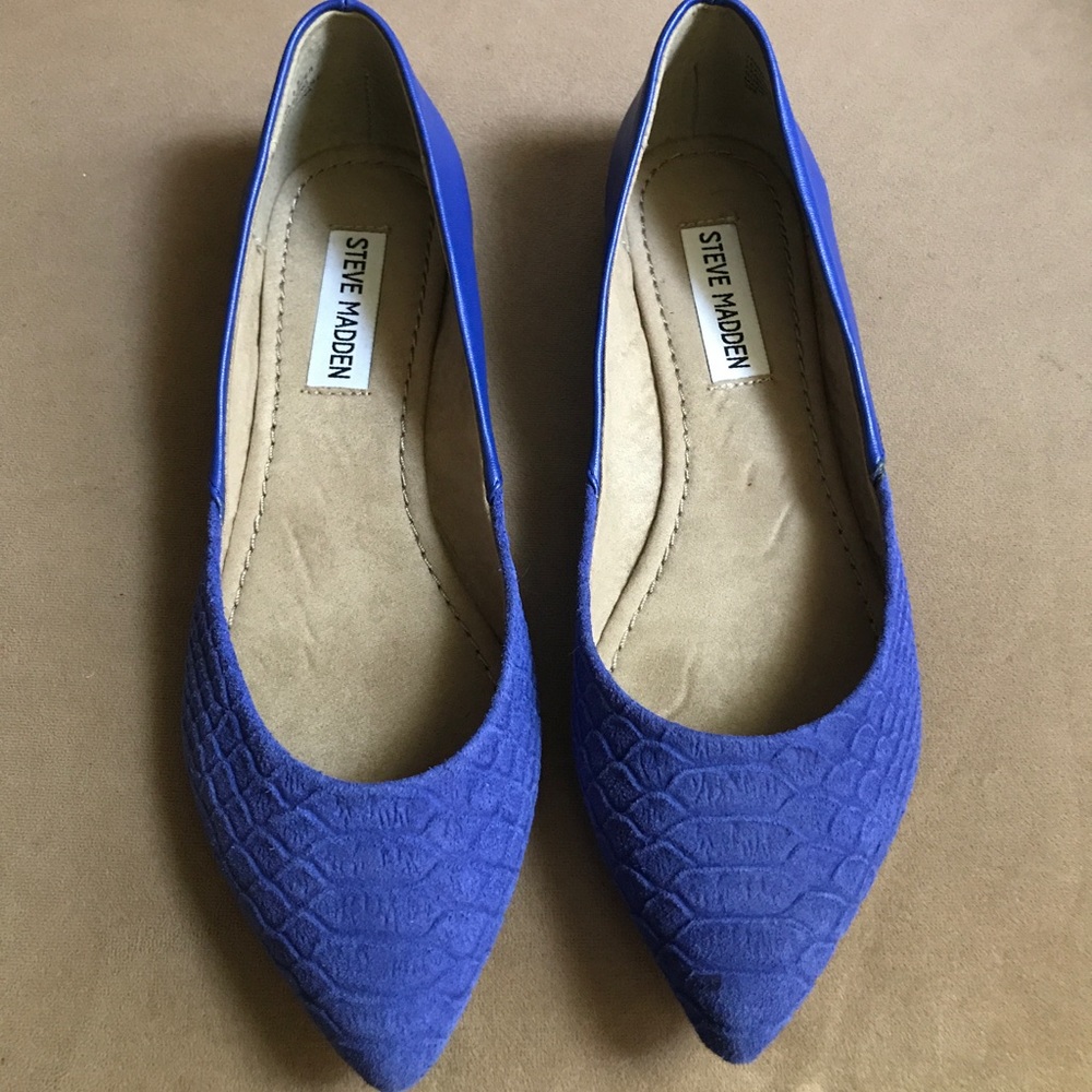 ✨NWT! Steve Madden" Blue Flats!