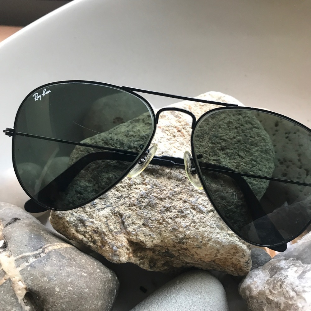 RayBan aviator sunglasses