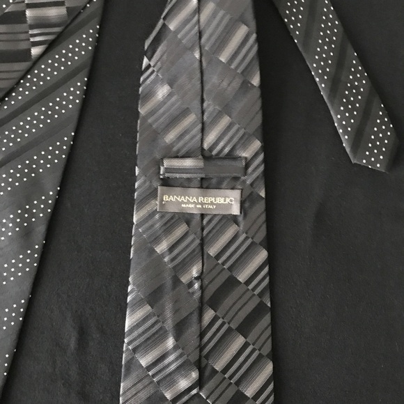 ‼️SALE‼️Men's Ties. BR and J&F. Two for one price. - Picture 4 of 8