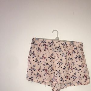 Floral flowy shorts
