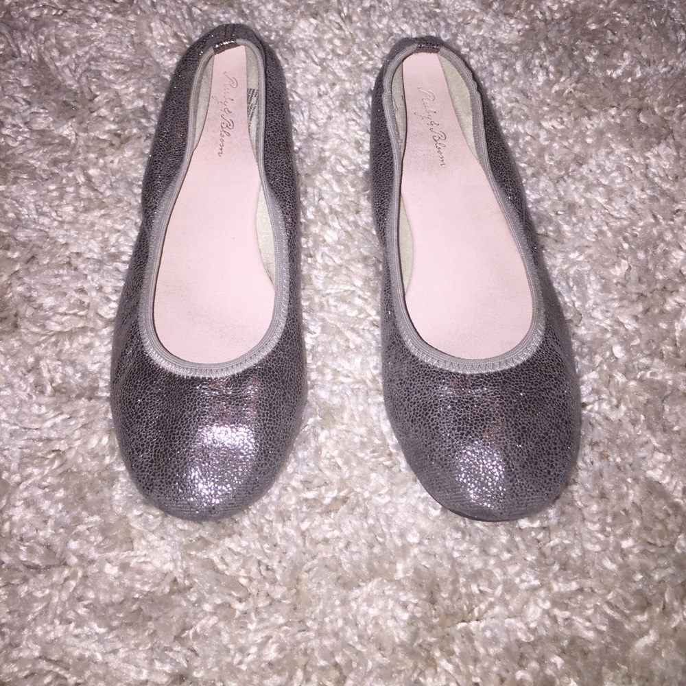 Ruby and Bloom shoe
