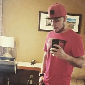 Meet your Posher, Luis