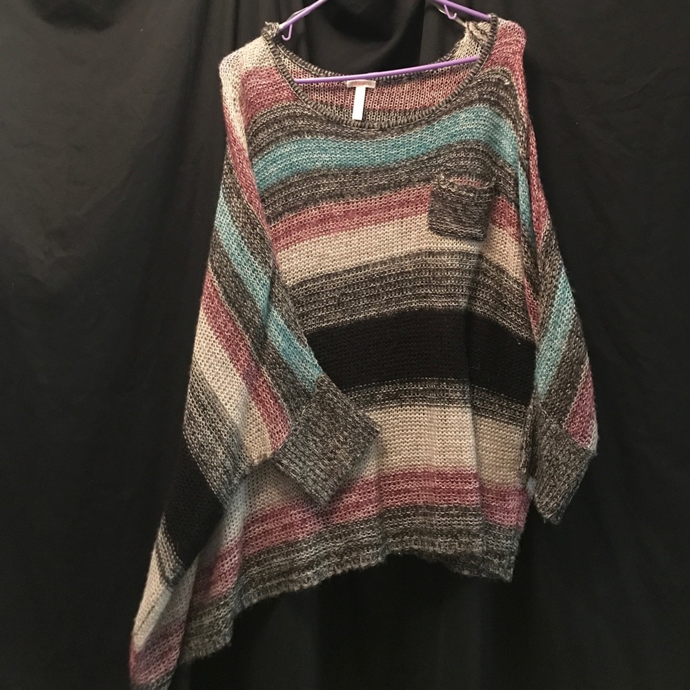 Xhilaration Pull Over/Poncho