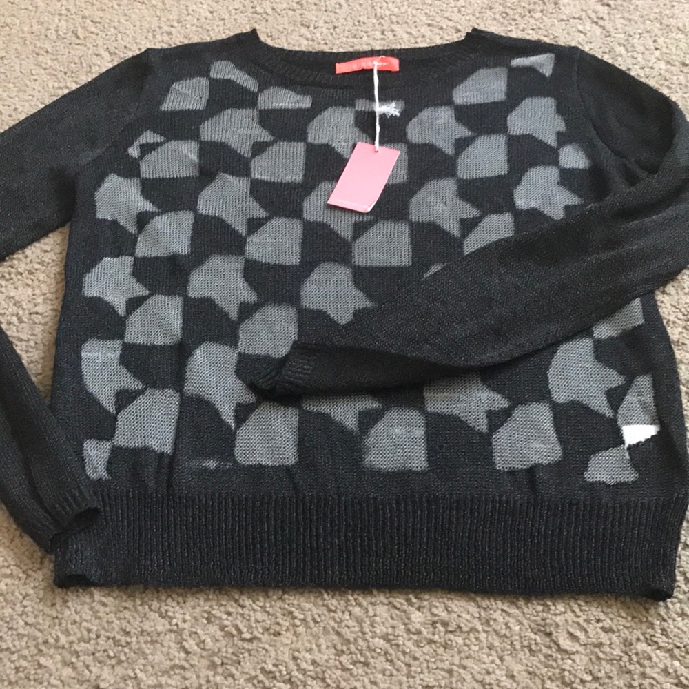 Brand new Lulumari sweater