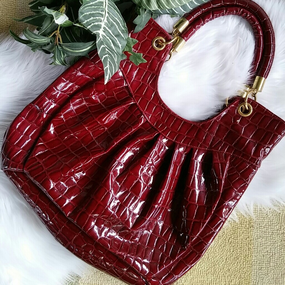 UE gorgeous deep red pleather purse