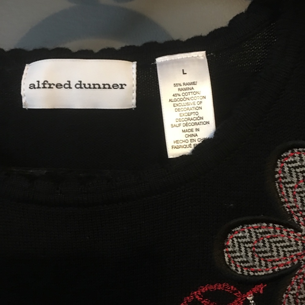 Sweater - Picture 3 of 5