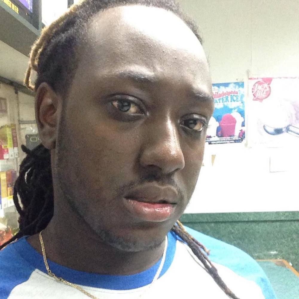 Meet your Posher, Zay
