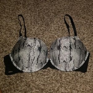 Strappy  push up bra